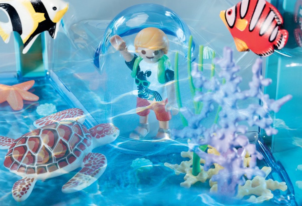 PLAYMOBIL Family Fun Aquarium Mega Set - 70537