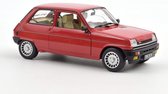 Het 1:18 gegoten model van de Renault R5 Alpine Turbo uit 1982 in rood. De fabrikant van het schaalmodel is Norev. Dit model is alleen online verkrijgbaar