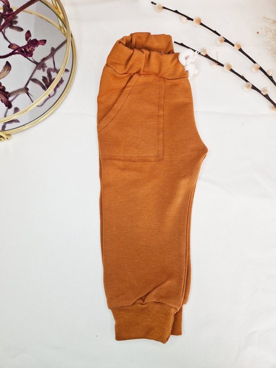 Kiki Oranje baby sweatbroek - oversized stijl | Leggings & Broekjes | PETITE EvelinaApparel