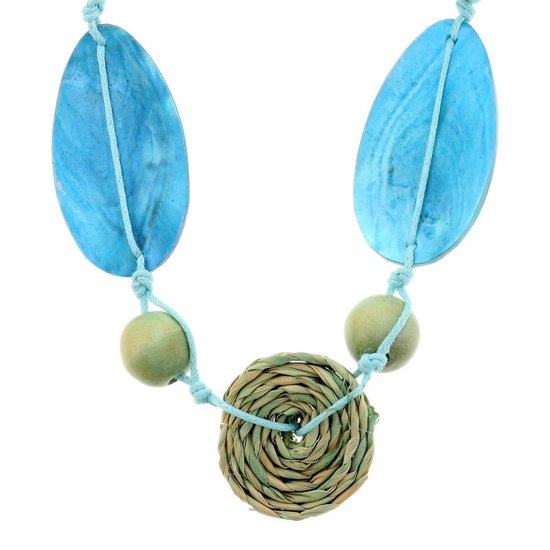 Behave Collier long bleu avec perles coquillages plats, perles tressées et en bois