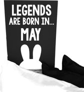 Bunny tekstbord legends are born in may