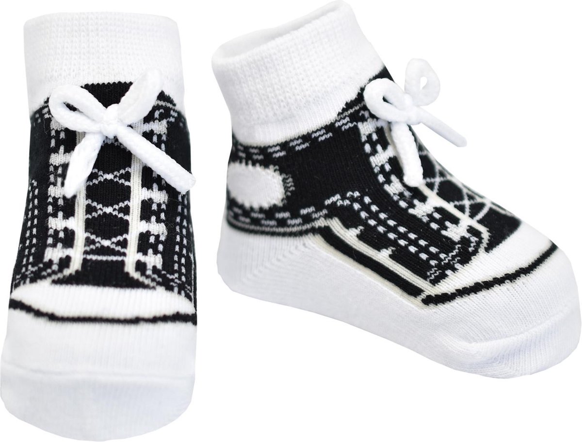 Sneaker sokjes-zwart-voor baby 0-12 maanden. Witte vetertjes-Anti slip zooltjes-Kraamcadeau-Baby shower-Katoen