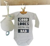 Baby Rompertje tekst eerste Vaderdag cadeau papa | good looks just like my dad | lange mouwen | wit zwart | maat 62-68 | mooiste cadeautje kind cadeautje liefste lief leukste mijn is de allerbeste best verjaardag jarig gefeliciteerd