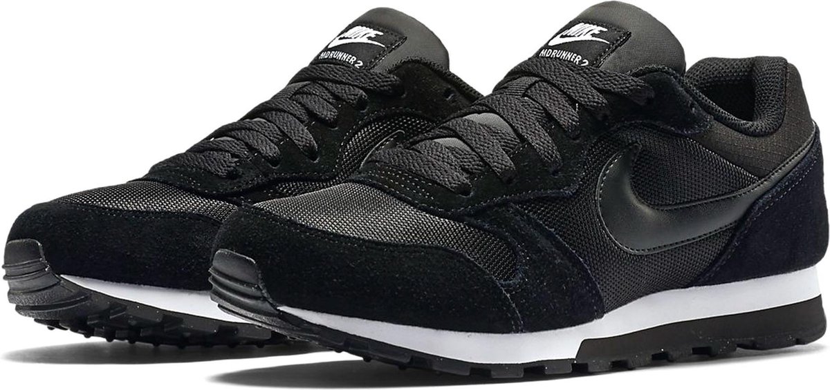 Nike Md Runner 2 Dames Sneakers - Black/Black-White - Maat 36.5 | bol.com