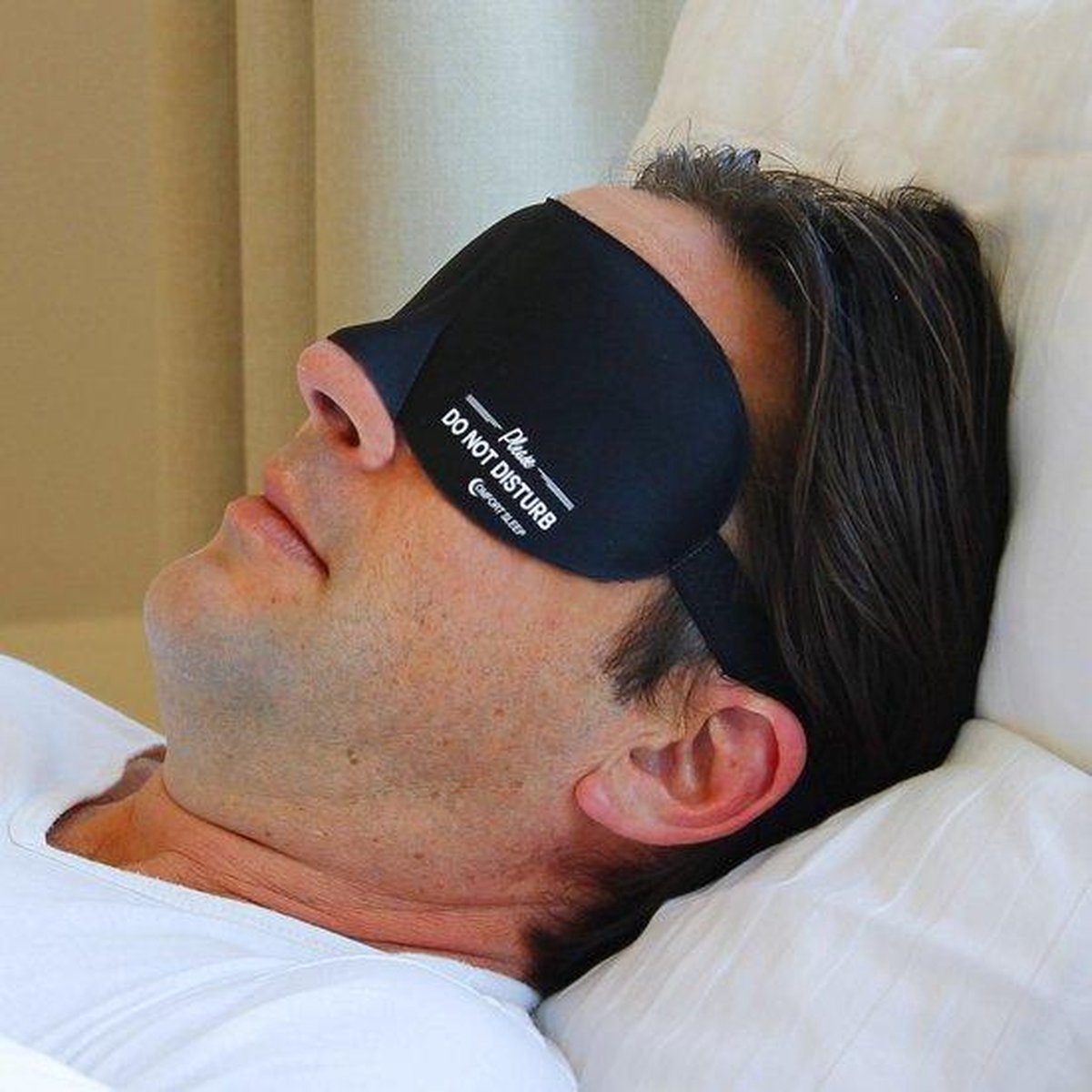 COMFORT SLEEP - 3D premium slaapmasker voor mannen en vrouwen met innovatieve, zachte vorm voor goede verduistering en vrij bewegen van de ogen. Incl. oordoppen en opberg etui - zwart - Creating Brilliant Ideas — afbeelding 10