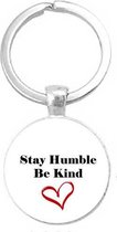 Akyol - stay humble be kind Sleutelhanger - Stay humble - een persoon waar je om geeft - stay humble - stay - blijf vriendelijk - 2,5 x 2,5 CM
