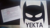 Batman met eigen naam. Blauw. KAMER / MUUR / DEUR STICKER