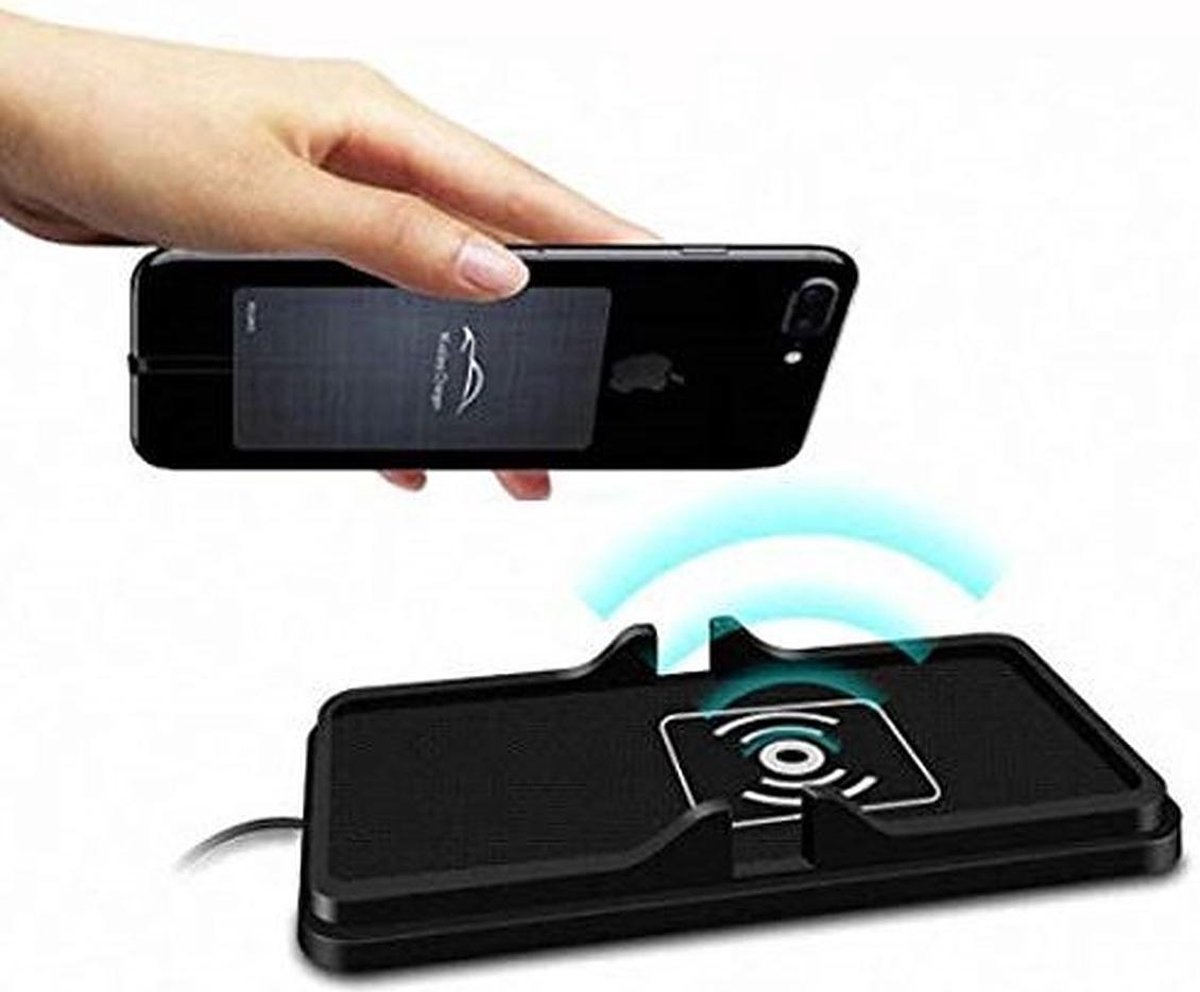 Telefoon Oplader -antislip matje met telefoon/tablethouder voor in de auto-IQ oplader-Auto lader-Auto lader- Telefoon- Universeel-Zwart