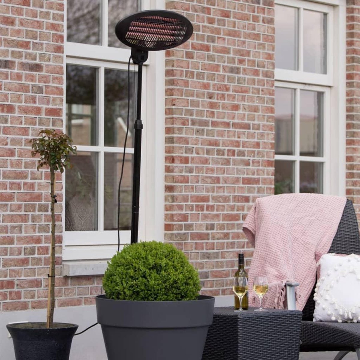 Sunred Elektra Quartz 2000 W - Freestanding Patio Heater - Black