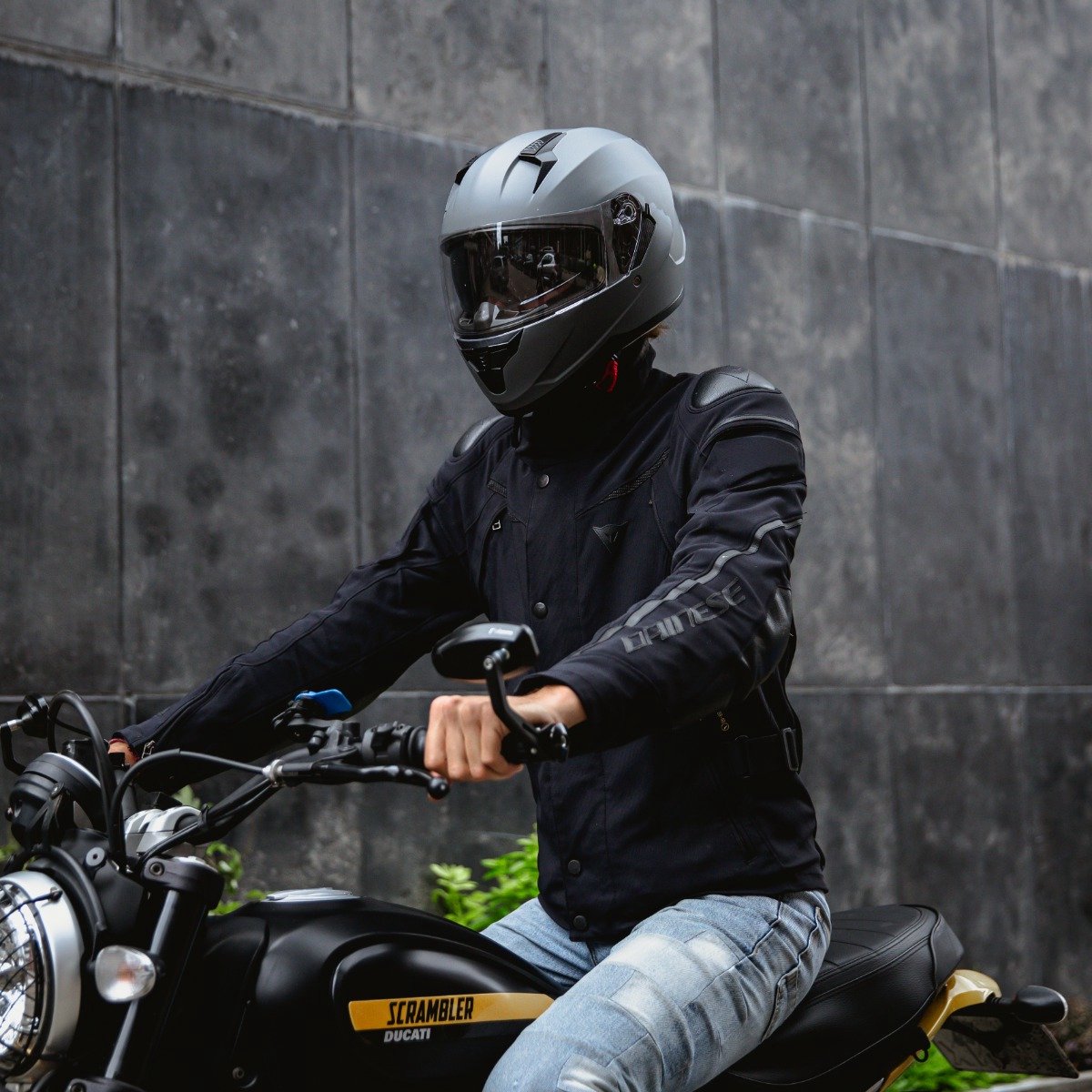 Antivol casque pour Ducati Scrambler - Moto Vision