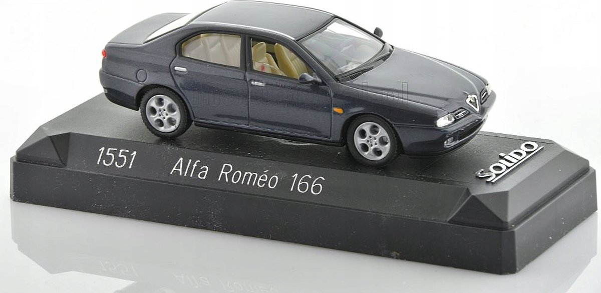 Alfa Romeo 166 Grijs