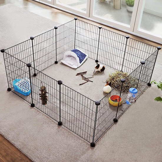 Vrije uitloop voor konijnen, hazen, cavia's, kooi en omheining