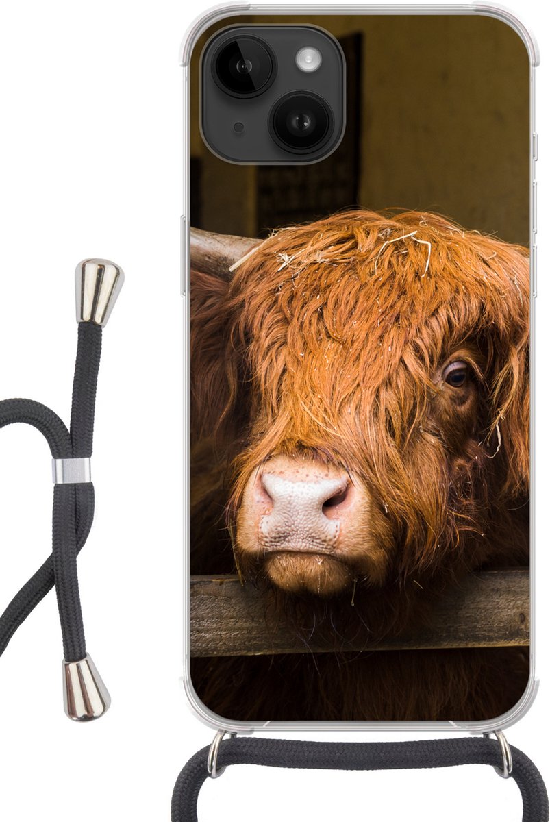 Telefoonhoesje Geschikt voor Apple Iphone 14 - Schotse Hooglander - Boerderij - Schuur - Siliconen - Crossbody - Backcover met Koord - Telefoonhoesje met koord - Hoesje met touw Telefoonhoesje