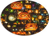 PVC Schuimplaat Ovaal - Traditionele Oosterse Lampionnen Versierd met Mozaïek - 80x60 cm Foto op Ovaal (Met Ophangsysteem)