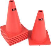 Twee stapels oranje MDsport flexibele pionnen, met zwart logo.