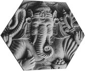 Dibond Hexagon - Stenen Ganesha Beeld met Details van Bloemen - 80x69.6 cm Foto op Hexagon (Met Ophangsysteem)