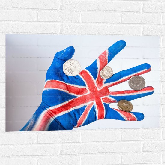Muursticker - Engelse Vlag en Valuta op Handpalm - 90x60 cm Foto op Muursticker