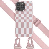 Selencia Hoesje Geschikt voor iPhone 14 Pro Max Hoesje Met Koord - Selencia Siliconen design hoesje met afneembaar koord - Roze / Irregular Check Sand Pink