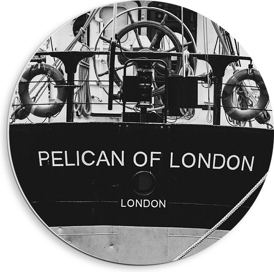PVC Schuimplaat Muurcirkel - Vooraanzicht van Grote Boot (Zwart-wit) - 40x40 cm Foto op Muurcirkel (met ophangsysteem)