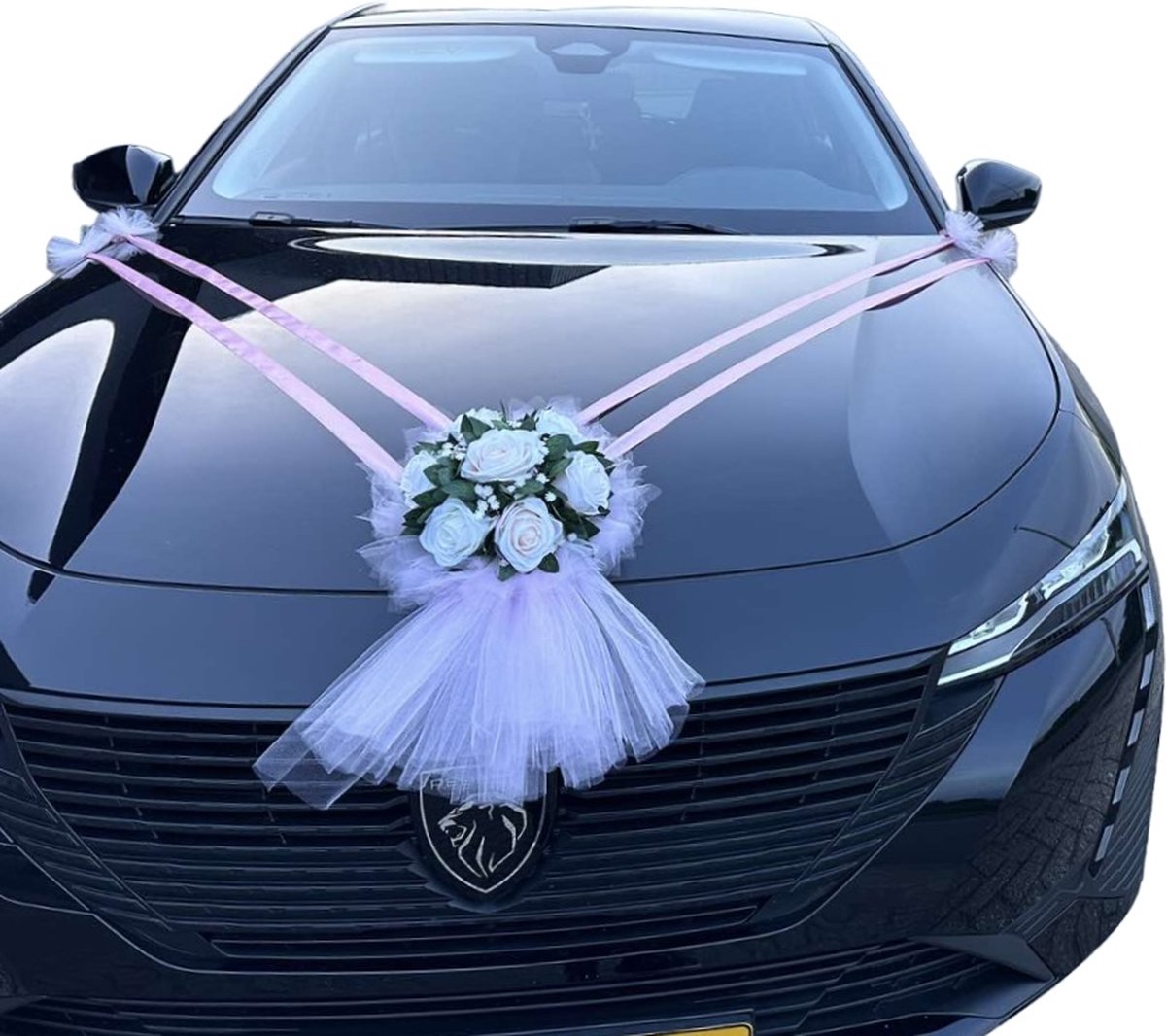 AUTODECO.NL - MELISSA Trouwauto Versiering Poeder roze & Wit - Huwelijk Autodecoratie - Bruiloft Decoratie - Bloemen voor op de Motorkap - Bloemstuk voor op de Bruidsauto - Rozen met Tule & Linten