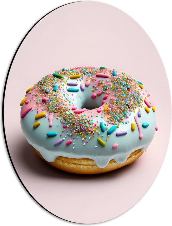 Dibond Ovaal - Donut met Blauwe Glazuur met Sprinkles tegen Lichroze Achtergrond - 30x40 cm Foto op Ovaal (Met Ophangsysteem)