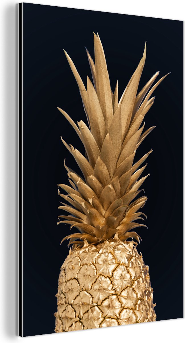 Wanddecoratie Metaal - Aluminium Schilderij Industrieel - Ananas - Goud - Verf - Zwart - Fruit - Luxe - 80x120 cm - Dibond - Foto op aluminium - Industriële muurdecoratie - Voor de woonkamer/slaapkamer