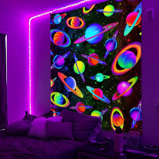 Ulticool - Planeten en Sterren Heelal Astronaut - Glow in the Dark Tapestry Decoratie Magic - Psychedelisch - Blacklight Party Wandkleed Achtergronddoek - 200x150 cm - Backdrop UV Lamp Reactive - Groot wandtapijt - Poster - Neon Fluor Verlichting