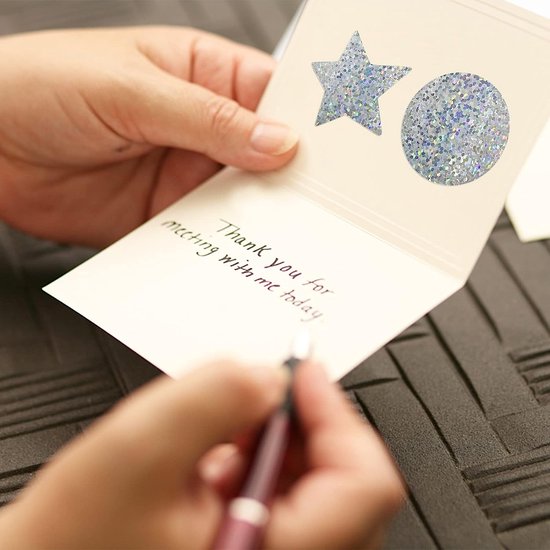 Rode sterren-stickers, rol 2,5 cm, klein, zelfklevende glanzende etiketten, kerststerren, fonkelende stickers, sterren, glitter, decoratie, scrapbooking, 500 stuks Rode sterren-stickers, rol 2,5 cm, klein, zelfklevende glanzende etiketten, kerststerren, fonkelende stickers, sterren, glitter, decoratie, scrapbooking, 500 stuks