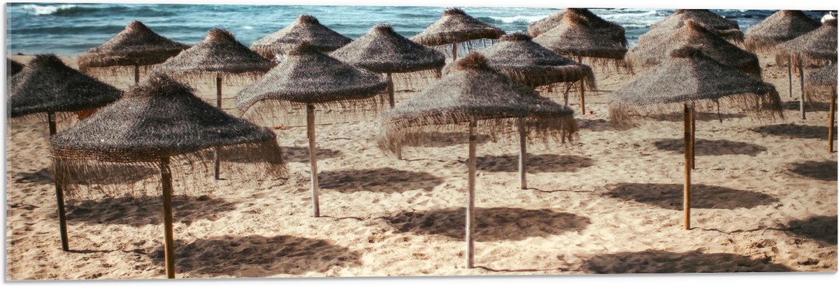 Acrylglas - Zee - Strand - Zand - Parasols - 90x30 cm Foto op Acrylglas (Wanddecoratie op Acrylaat)