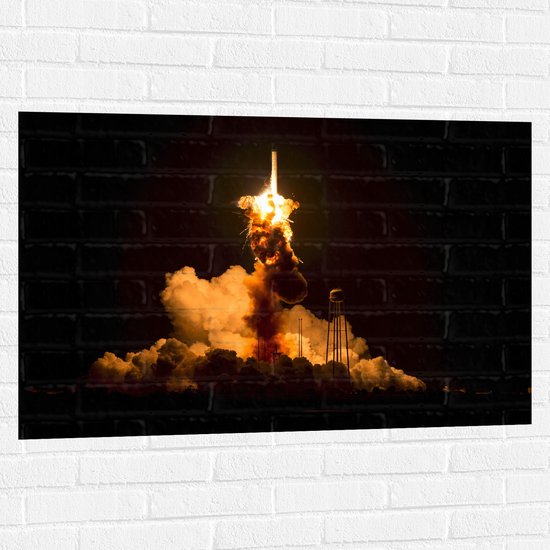 Muursticker - Opstijgende Raket met Rook en Vuur - 105x70 cm Foto op Muursticker