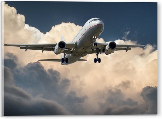 Acrylglas - Wit Passagiersvliegtuig Vliegend vanuit Dicht Wolkendek - 40x30 cm Foto op Acrylglas (Met Ophangsysteem)