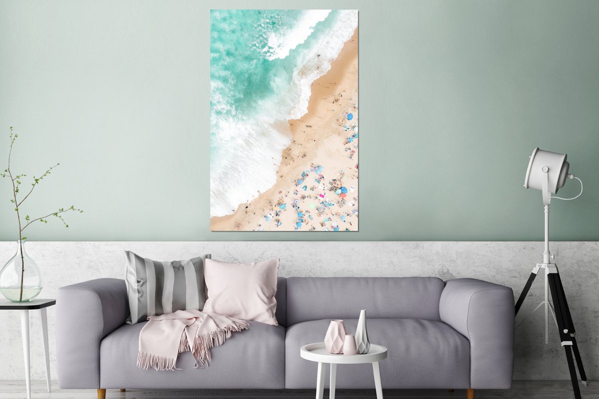 Wanddecoratie Metaal - Aluminium Schilderij Industrieel - Zee - Strand - Parasols - Zomer - 120x180 cm - Dibond - Foto op aluminium - Industriële muurdecoratie - Voor de woonkamer/slaapkamer