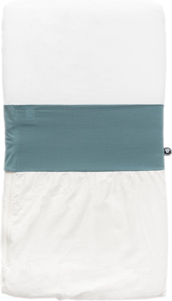 NUNKI Co Sleeper lakentje -simpel strak instoppen (ipv inbakeren)- 50x90 Deep Blue