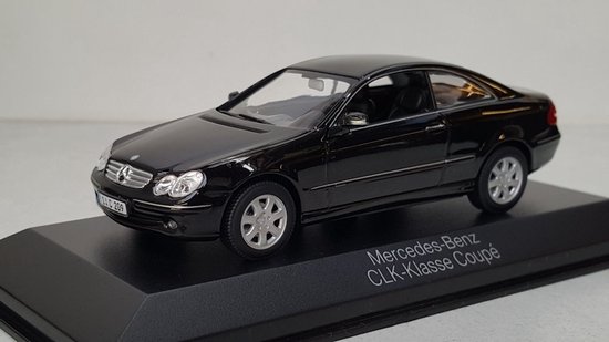 Foto: Mercedes clk klasse coup 2001 obsidianzwart metallic minichamps 1 43