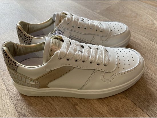 Vog unbeatable closet alexander mcqueen maat 38