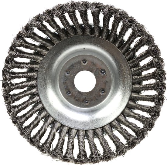 Trimmer of bosmaaier : kies het geschikte gereedschap