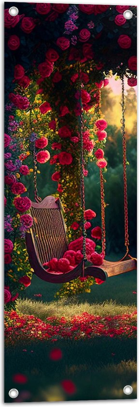 Tuinposter – Romantische Schommel aan Roze Bloemenboog - 30x90 cm Foto op Tuinposter (wanddecoratie voor buiten en binnen)