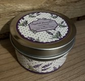 Bougie parfumée à la Lavande dans une boîte - Bougie - Violet - Bloem - Floral - Fleurs - Vivre - Intérieur - Extérieur - Bougie avec couvercle dans une boîte - Habitat - Accessoire pour la maison - Accessoires de maison