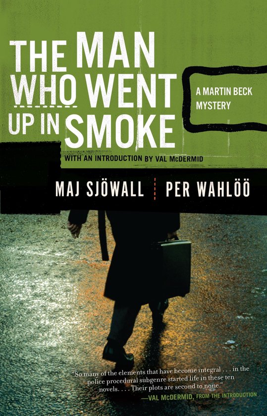 Boekomslag van 'The Man Who Went Up in Smoke' met de tekst 'THE MAN WHO WENT UP IN SMOKE' en een silhouet van een man met een aktetas.