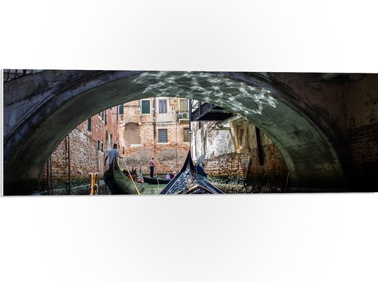 PVC Schuimplaat- Traditionele Italiaanse Gondel door de Wateren van Venetië - 90x30 cm Foto op PVC Schuimplaat