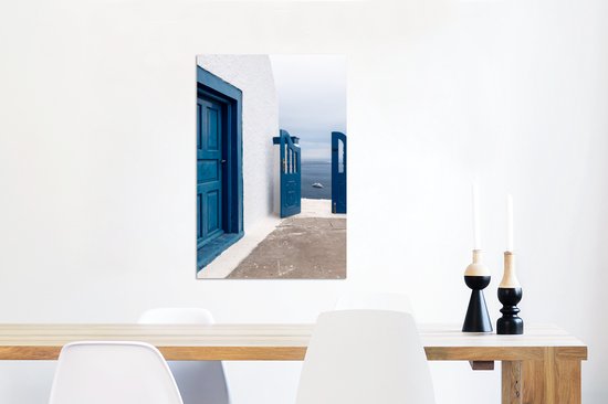 Wanddecoratie Metaal - Aluminium Schilderij Industrieel - Deur - Blauw - Wit - Architectuur - 60x90 cm - Dibond - Foto op aluminium - Industriële muurdecoratie - Voor de woonkamer/slaapkamer