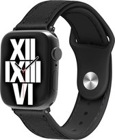 Strap-it Leren band hybrid - Geschikt voor Apple Watch bandje - Series 1/2/3/4/5/6/7/8/9/SE/Ultra (2) - Zwart - Leer / Siliconen sportbandje met druksluiting - iWatch bandje maat: 42 mm 44 mm 45 mm 49 mm