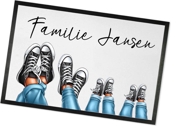 Deurmat met Familienaam | Deurmat Gezin Sneakers | Leuk Cadeau voor een gezin | 70x50cm | Sneakers Donkergrijs