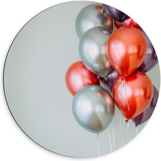 Dibond Muurcirkel - Ballonnen - Metallic - Rood - Paars - Zilver - 60x60 cm Foto op Aluminium Muurcirkel (met ophangsysteem)