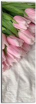 Dibond - Bloemen - Tulpen - Druppels - Doek - Roze - 20x60 cm Foto op Aluminium (Wanddecoratie van metaal)
