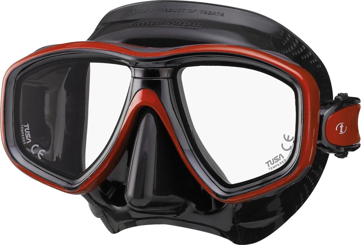 TUSA Freedom Ceos – Duikmasker met twee lenzen, comfortabele pasvorm dicht op het gezicht, Freedom Technology voor comfort en prestaties, hypoallergeen silicone – Zwart/Rood – M-212QB MDR