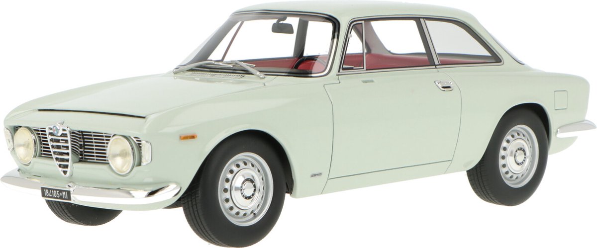 Mitica 1:18 Alfa Romeo Sprint GT 1600 Veloce Año de construcción 1965