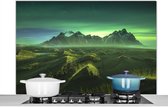 Spatscherm keuken 120x80 cm - Kookplaat achterwand Noorderlicht - Berg - Groen - IJsland - Muurbeschermer - Spatwand fornuis - Hoogwaardig aluminium
