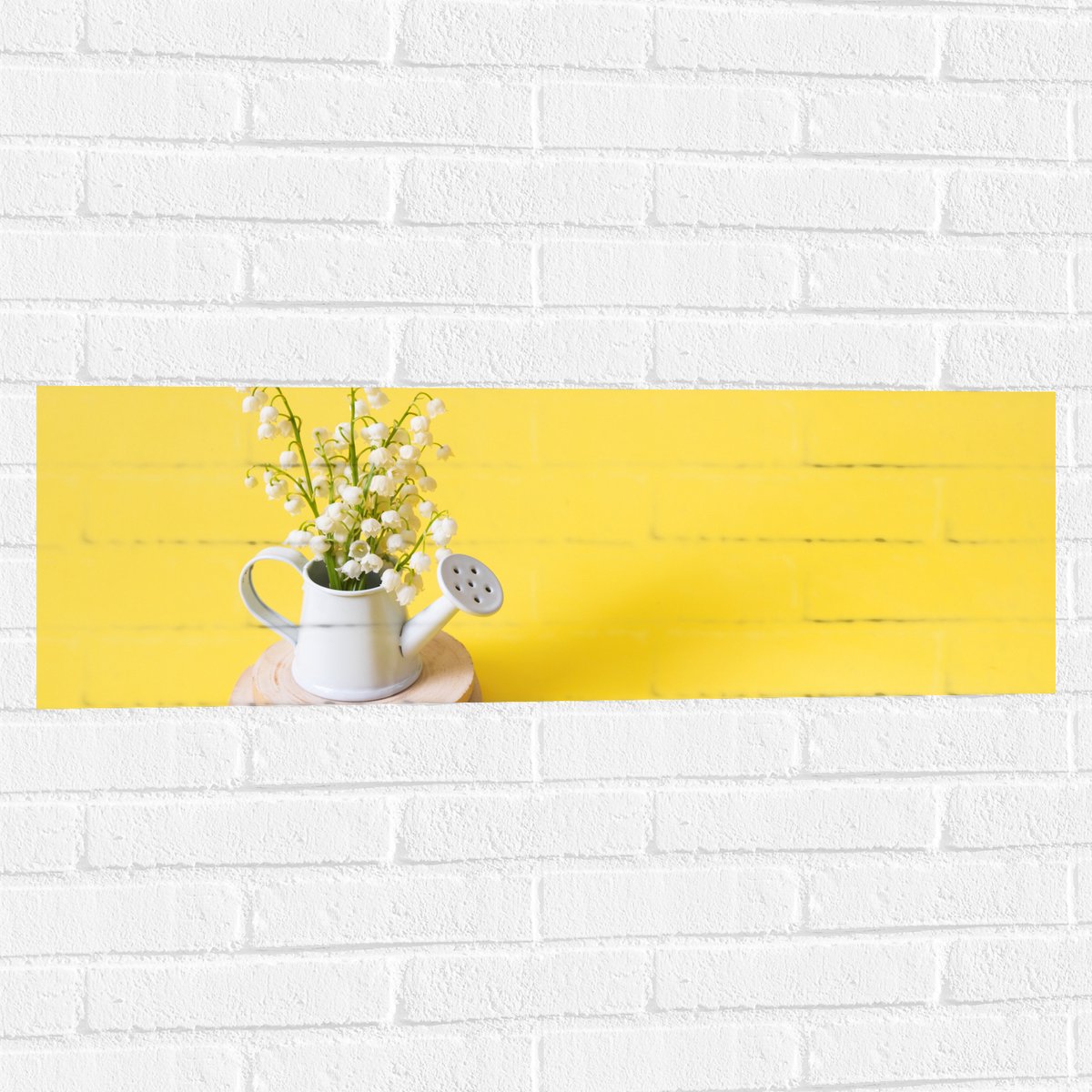 Muursticker - Boeket in Gieter met Gele Achtergrond - 90x30 cm Foto op Muursticker
