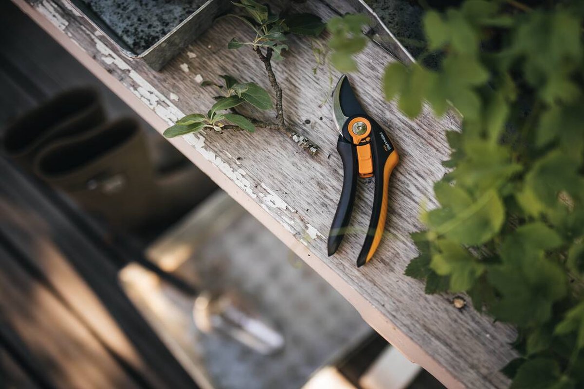 Fiskars Sécateur Plus en métal P541